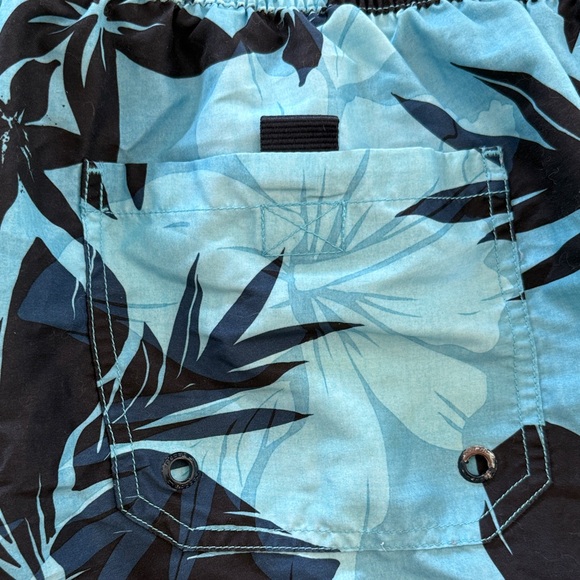 Men’s Blue Floral Speedo Swim Trunks XL - Picture 8 of 8